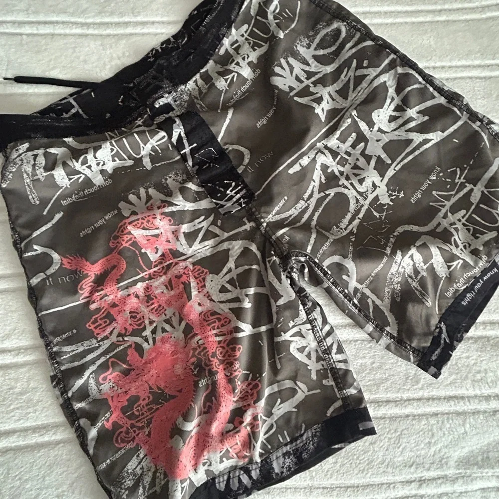 Utility Red and Black Urban Swim Shorts with Graphic Design​​​​​